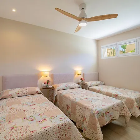 Villa Luxury Paraiso Alicante - Piscina Salada Climatizada, Chimenea, Gymnasio, Despacho, Futbol , Golf , Bbq , Netflix Rebolledo