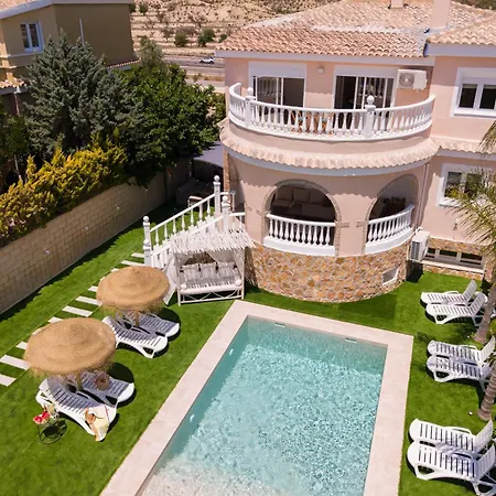 Luxury Paraiso Alicante - Piscina Salada Climatizada, Chimenea, Gymnasio, Despacho, Futbol , Golf , Bbq , Netflix * Rebolledo