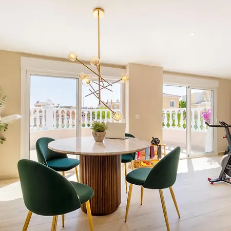 Luxury Paraiso Alicante - Piscina Salada Climatizada, Chimenea, Gymnasio, Despacho, Futbol , Golf , Bbq , Netflix * Rebolledo