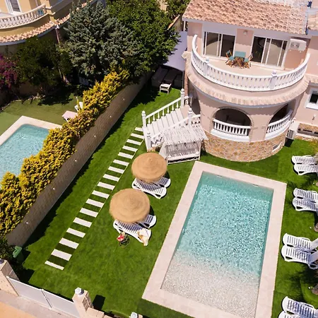 Villa Luxury Paraiso Alicante - Piscina Salada Climatizada, Chimenea, Gymnasio, Despacho, Futbol , Golf , Bbq , Netflix Rebolledo